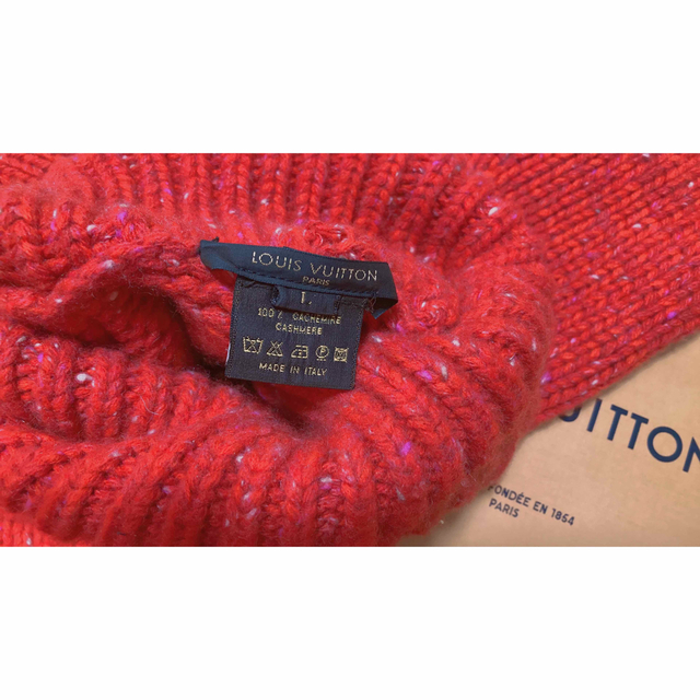 LOUIS VUITTON(ルイヴィトン)のVUITTON❄︎セーター　値下げ中 レディースのトップス(ニット/セーター)の商品写真