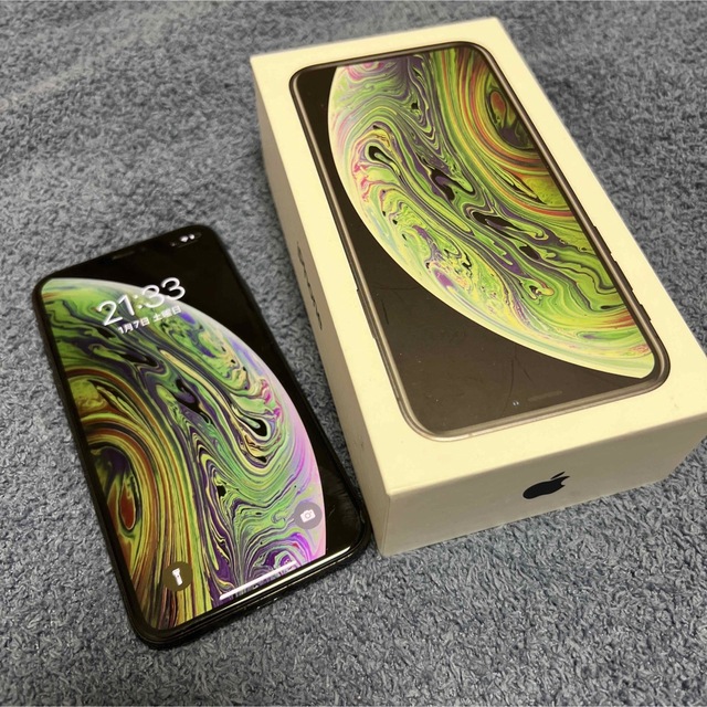 iPhone Xs Space Gray 64 GB 【SIMフリー】