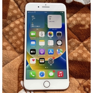 アイフォーン(iPhone)のiphone8plus 64GB  SIMフリー　ゴールド(スマートフォン本体)