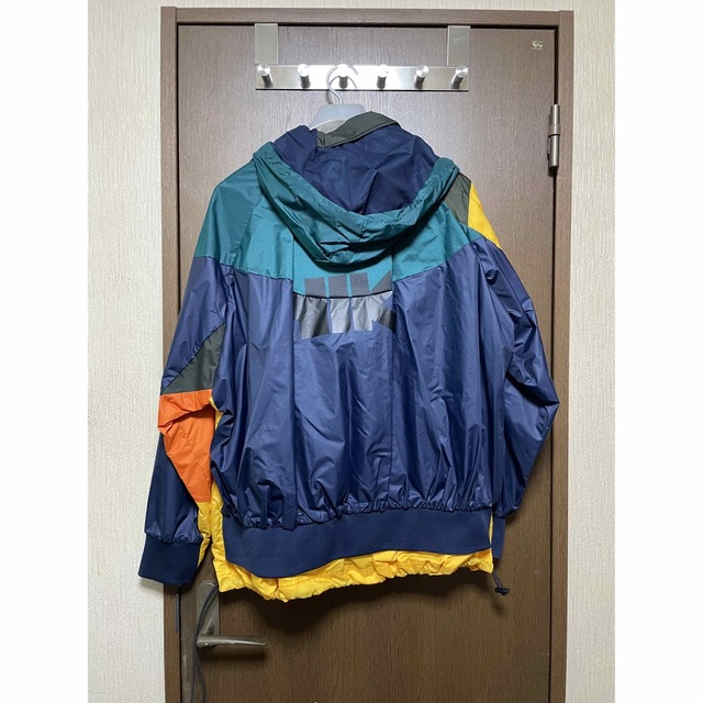 sacai(サカイ)のsacai nike サカイ ナイキ ジャケット メンズのジャケット/アウター(ナイロンジャケット)の商品写真