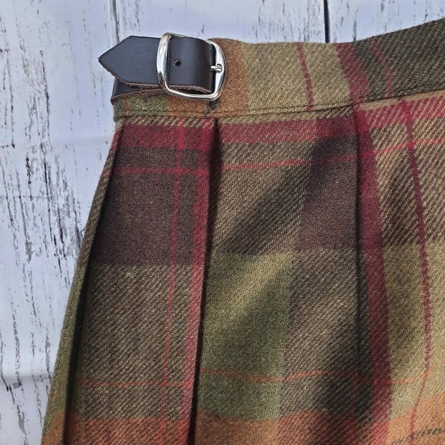 O'NEIL of DUBLIN(オニールオブダブリン)の【未使用】O'NEIL OF DUBLIN ウールキルトスカート レディースのスカート(ロングスカート)の商品写真