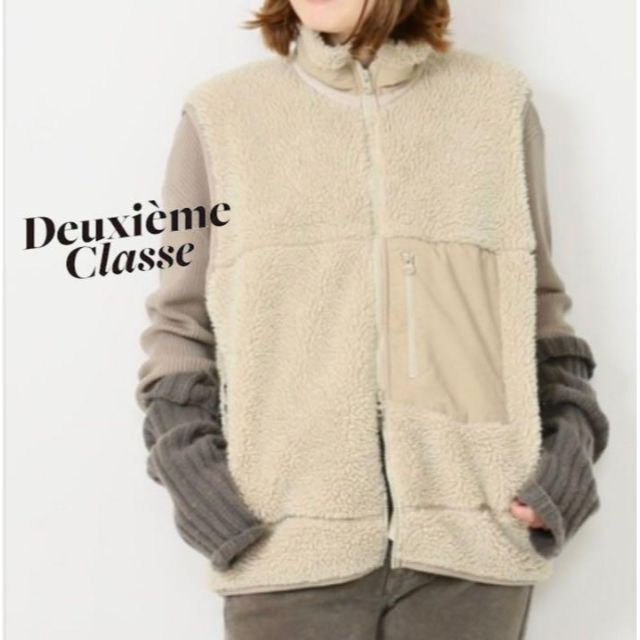 DEUXIEME CLASSE(ドゥーズィエムクラス)の美品タグ付き✨ドゥーズィーエムクラス✨ボアベスト 生成り ベージュ レディースのトップス(ベスト/ジレ)の商品写真