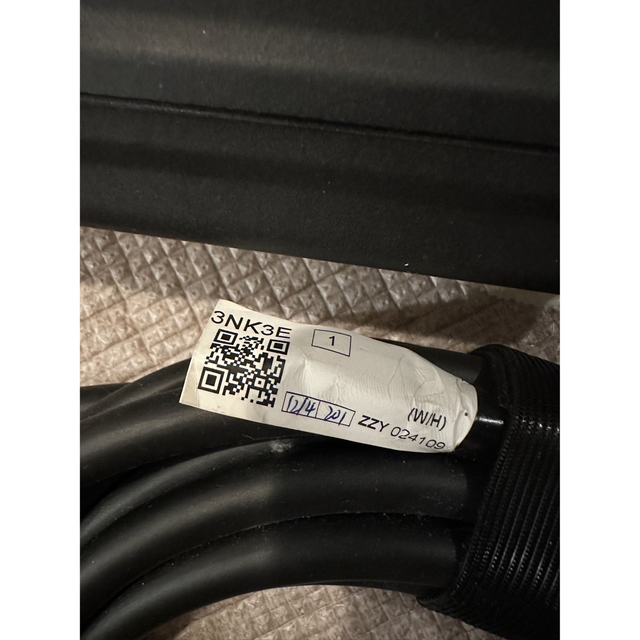 日産リーフ充電ケーブル 3NK5E 日産リーフ充電ケーブル 3NK5E