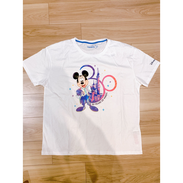 Disney(ディズニー)のディズニーランドパリ30周年 Tシャツ レディースのトップス(Tシャツ(半袖/袖なし))の商品写真
