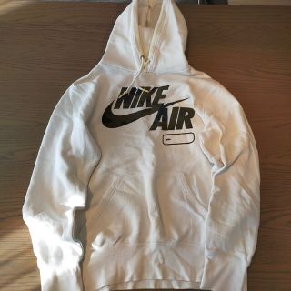 ナイキ(NIKE)の【2/1まで】ナイキ パーカー 迷彩柄(パーカー)