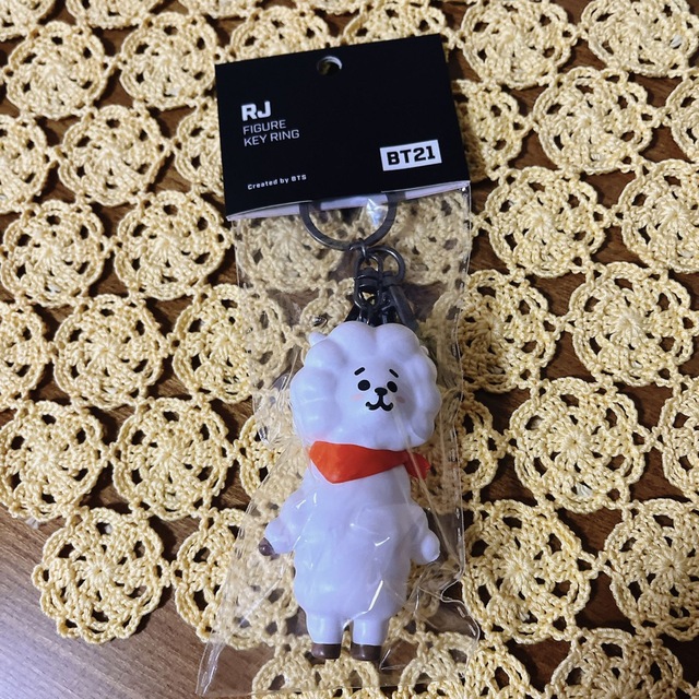 BTS BT21 公式 RJ フィギュアキーリング　キーホルダー　ジン　JIN エンタメ/ホビーのタレントグッズ(アイドルグッズ)の商品写真