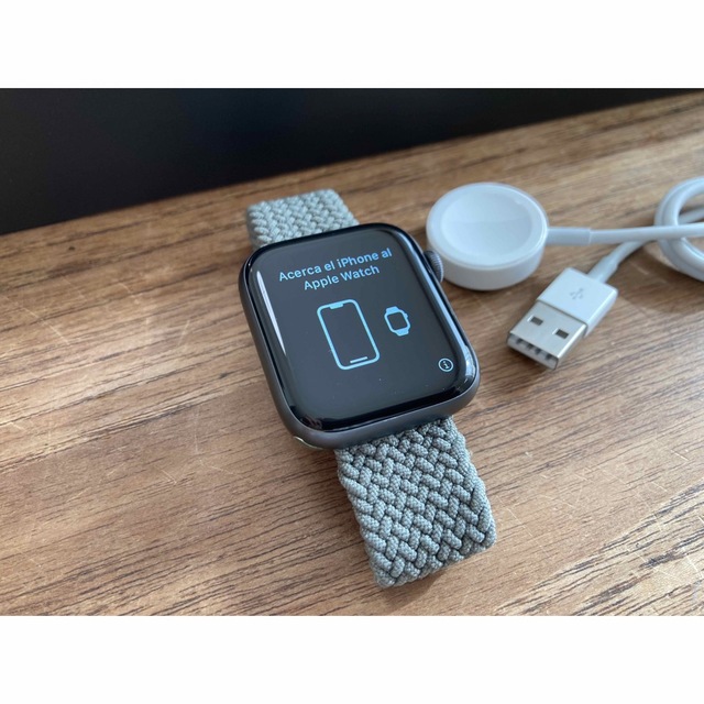 有ストレージ容量合計Apple Watch Series 4 Nike+ グレイアルミニウム ブラッ