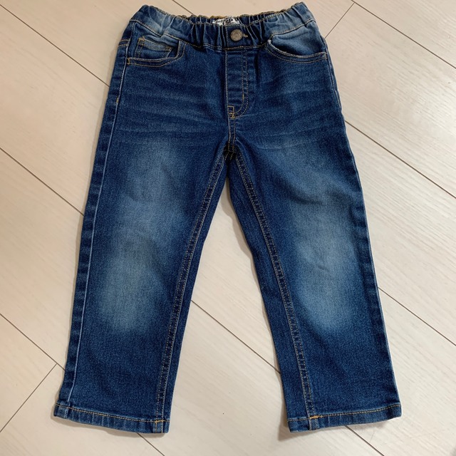 MARKEY'S(マーキーズ)のMARKE’S★デニムジーンズ★95 キッズ/ベビー/マタニティのキッズ服男の子用(90cm~)(パンツ/スパッツ)の商品写真