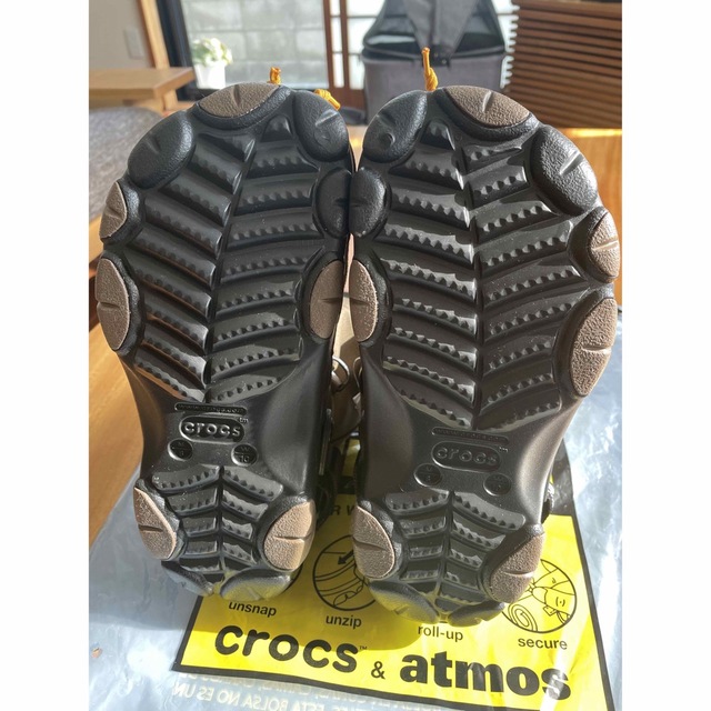 crocs(クロックス)のGRIP SWANY x atmos x Crocs  オリーブ　26cm メンズの靴/シューズ(ブーツ)の商品写真