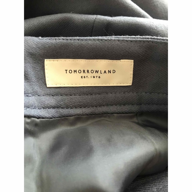 TOMORROWLAND(トゥモローランド)のトゥモローランド新品ブルースカート レディースのスカート(ひざ丈スカート)の商品写真