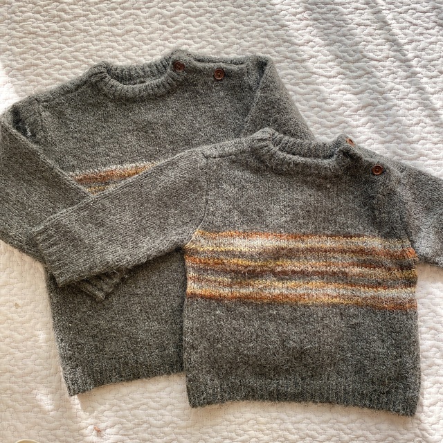 ZARA KIDS(ザラキッズ)のZARA ザラキッズ　ニット 80サイズ 104サイズ　2枚セット キッズ/ベビー/マタニティのキッズ服男の子用(90cm~)(ニット)の商品写真