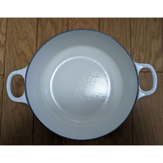 LE CREUSET - ル・クルーゼ ココットロンド 20cm ホワイト 両手鍋の