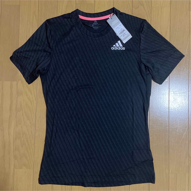 adidas(アディダス)の新品 adidas テニス フリーリフト 半袖Tシャツ ブラック Mサイズ スポーツ/アウトドアのテニス(ウェア)の商品写真