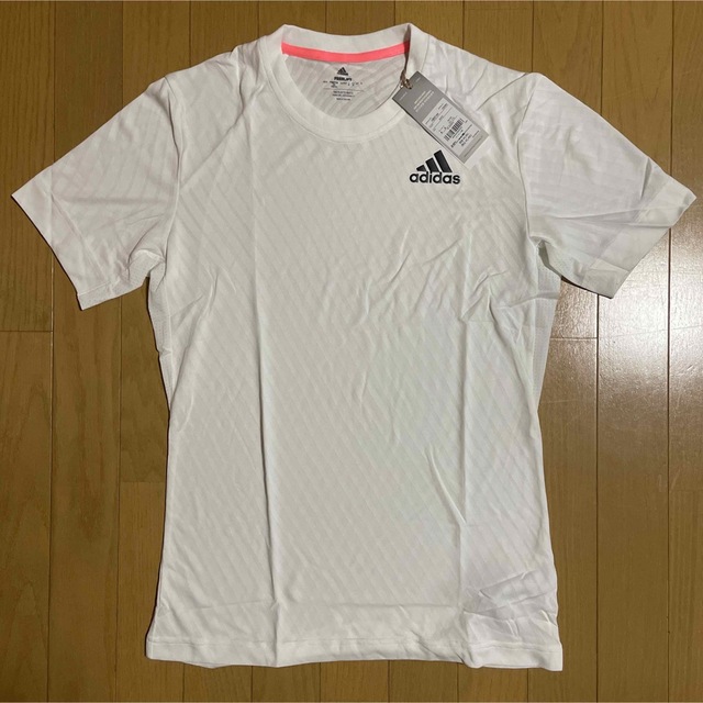 adidas(アディダス)の新品 adidasテニス フリーリフト 半袖Tシャツ ホワイト Mサイズ スポーツ/アウトドアのテニス(ウェア)の商品写真