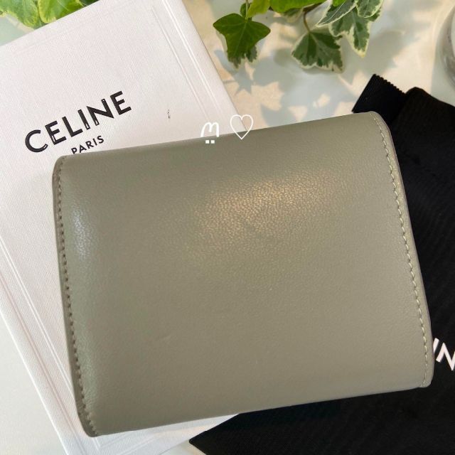 新品♡CELINE セリーヌ トリオンフ 三つ折り財布 グリーン