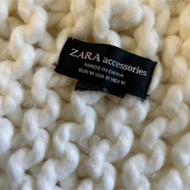 ZARA(ザラ)のZARA スヌード　 レディースのファッション小物(スヌード)の商品写真