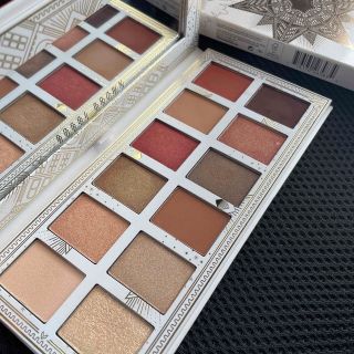 ボビイブラウン(BOBBI BROWN)のボビィブラウン　ゴールデンイリュージョンアイシャドウパレット(アイシャドウ)