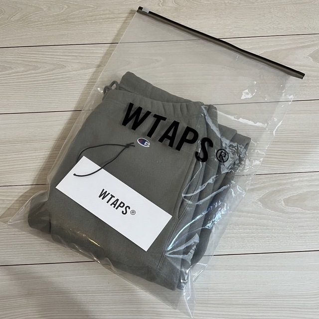 WTAPS CHAMPION  REVERSE WEAVE  OLIVEDRAB