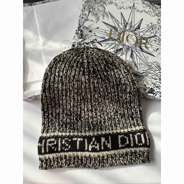 Christian Dior(クリスチャンディオール)のChristian dior ディオール　ニット帽　ビーニー　帽子　新品未使用　 レディースの帽子(ニット帽/ビーニー)の商品写真