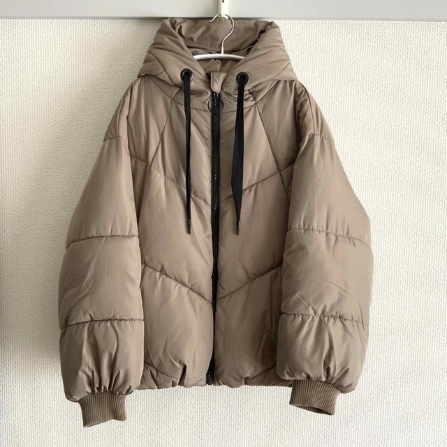 ZARA(ザラ)のZARA　撥水加工入りパフジャケット レディースのジャケット/アウター(ダウンジャケット)の商品写真