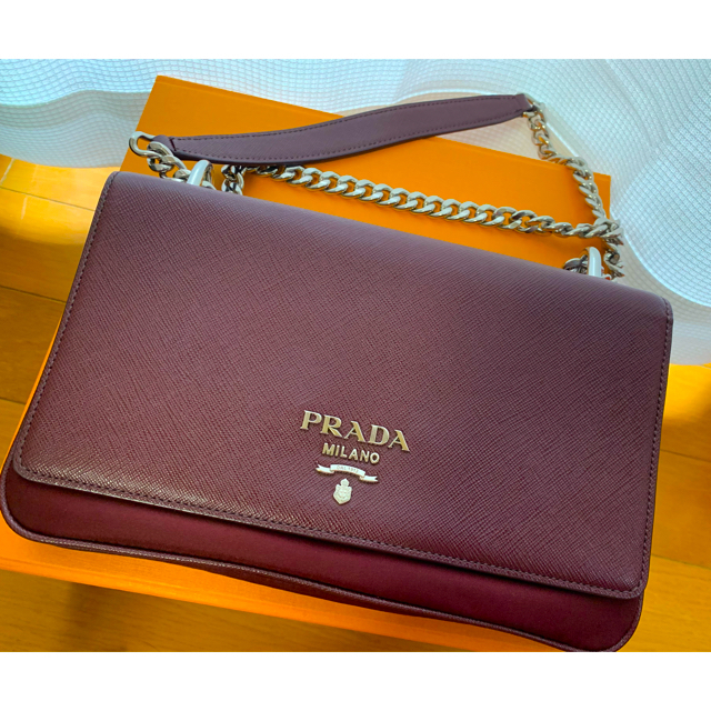 PRADA(プラダ)のPRADA チェーンバッグ レディースのバッグ(ショルダーバッグ)の商品写真