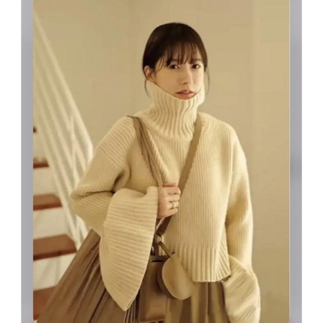 CLANE BELL SLEEVE TURTLE KNIT TOPS