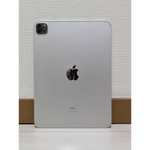 iPad(アイパッド)のiPadPro 11インチ　M1 2TB シルバー　充放電回数3回　Wi-Fi スマホ/家電/カメラのPC/タブレット(タブレット)の商品写真