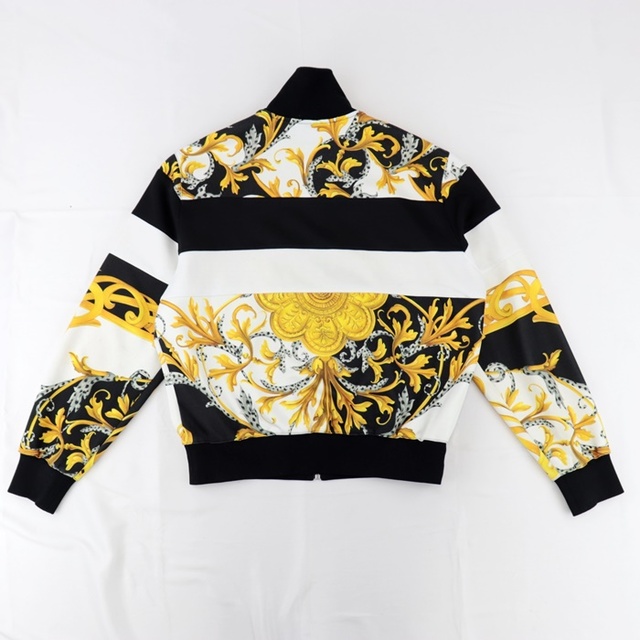 VERSACE - ヴェルサーチ バロックプリント スウェット VERSACE - ヴェルサーチ バロックプリント スウェット
