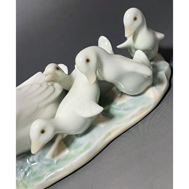 リヤドロ  アヒルの家族　lladro