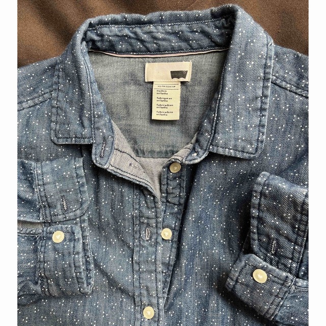 Levi's(リーバイス)のレディース　トップス レディースのトップス(シャツ/ブラウス(半袖/袖なし))の商品写真