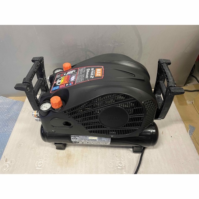 良品 低騒音マックス☆高圧4口AK-HH1270E2エアコンプレッサー☆ - 工具