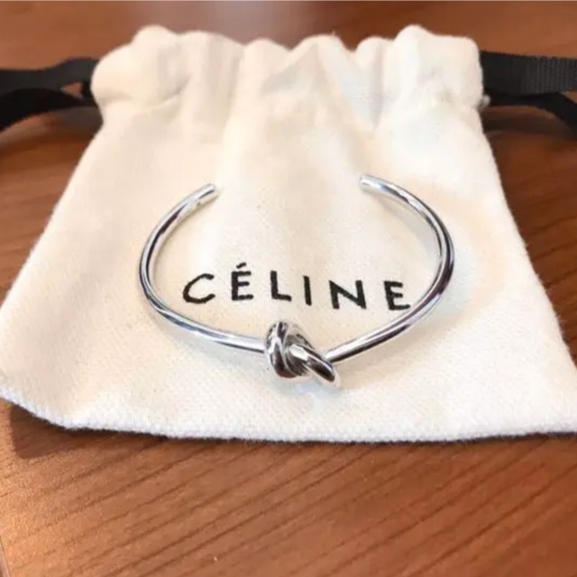 celine(セリーヌ)のOLD CELINE KNOT ブレスレット　バングル　phoebe philo レディースのアクセサリー(ブレスレット/バングル)の商品写真