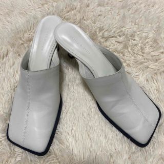 チャールズアンドキース(Charles and Keith)の○匿名配送○チャールズアンドキース　ミュール　スクエアトゥ　白 ホワイト(ミュール)