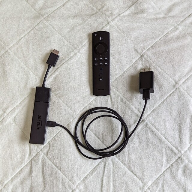 Amazon Fire TV Stick (第2世代) スマホ/家電/カメラのテレビ/映像機器(その他)の商品写真
