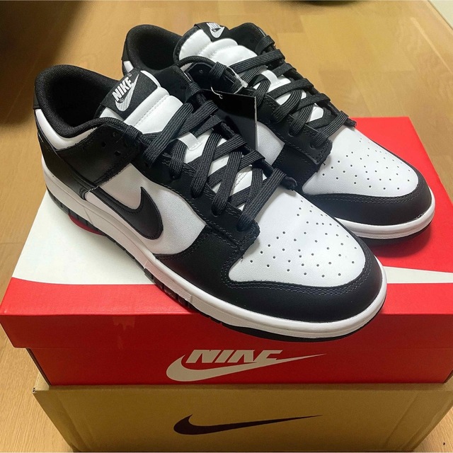 NIKE(ナイキ)のNike Dunk Low Retro White/Black パンダ メンズの靴/シューズ(スニーカー)の商品写真