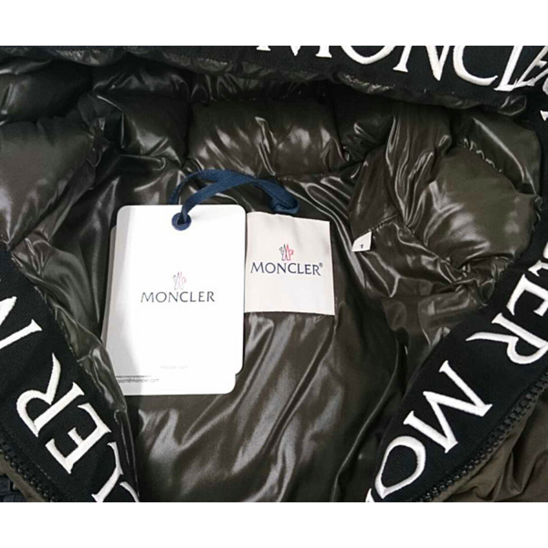 MONCLER(モンクレール)のMONCLER モンクレール 21AW G20911A00144 MONTCLA モンクラー フード ダウンジャケット サイズ1 国内正規品 /27191 メンズのジャケット/アウター(ダウンジャケット)の商品写真