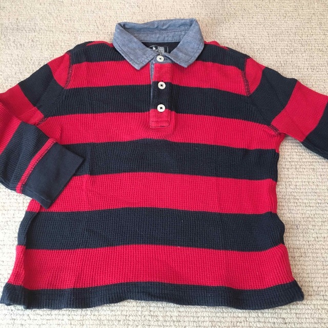 babyGAP(ベビーギャップ)のBabyGap★ポロシャツ110 キッズ/ベビー/マタニティのキッズ服男の子用(90cm~)(Tシャツ/カットソー)の商品写真