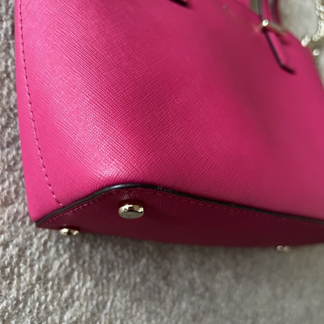 kate spade ショルダーバッグ　ショッキングピンク　美品 レディースのバッグ(ショルダーバッグ)の商品写真