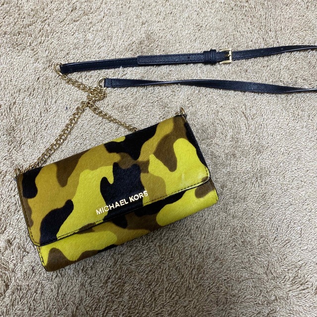 Michael Kors(マイケルコース)のMICHAEL KORS チェーンウォレット レディースのバッグ(ショルダーバッグ)の商品写真