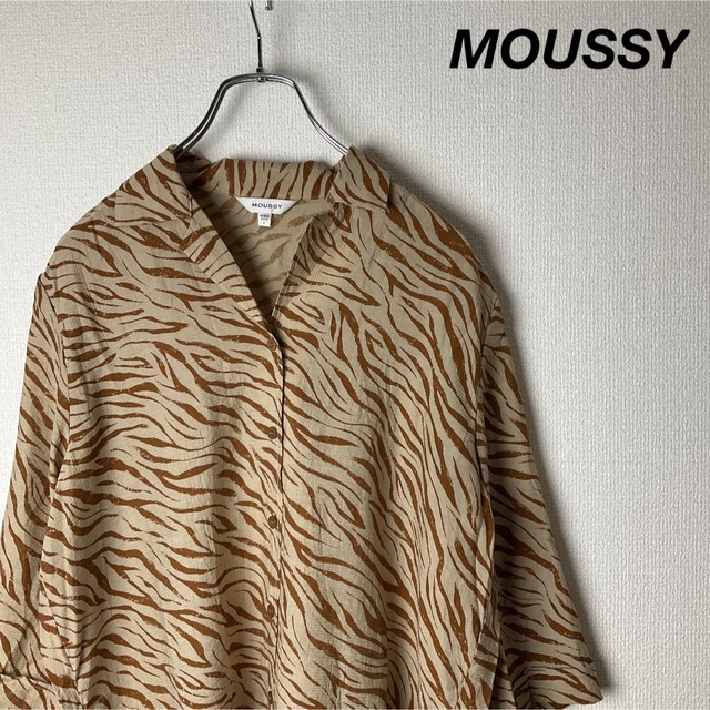 moussy(マウジー)のMOUSSY｜プリントシャツ レディースのトップス(シャツ/ブラウス(半袖/袖なし))の商品写真