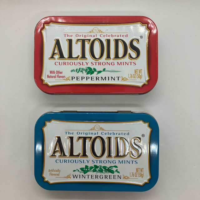 色々な ALTOIDS 空き缶