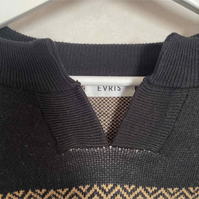 EVRIS(エヴリス)のEVRIS ショート丈ニット レディースのトップス(ニット/セーター)の商品写真