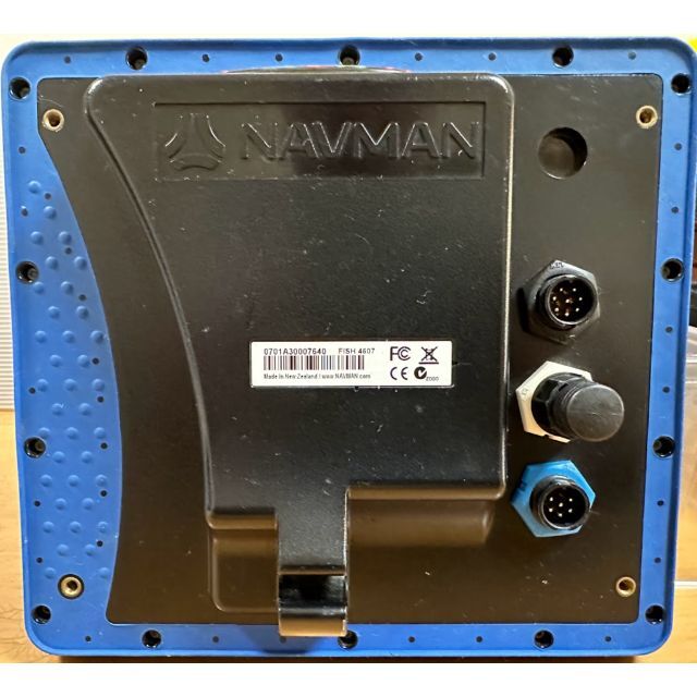 NAVMAN FISH4607  6.4インチ カラー魚群探知機