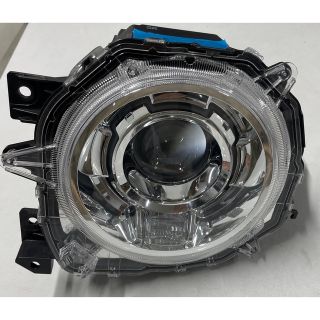 スズキ(スズキ)の純正　ジムニー シエラ　JB74W グレードJC LED 左右ヘッドライトセット(車種別パーツ)