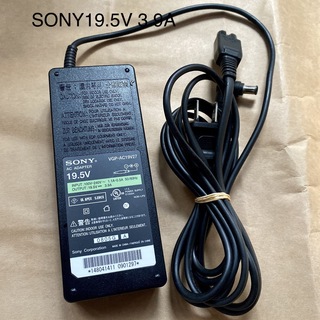 ソニー(SONY)の☆送料込み☆純正中古SONYのACアダプターDC19.5V 3.9A (PC周辺機器)