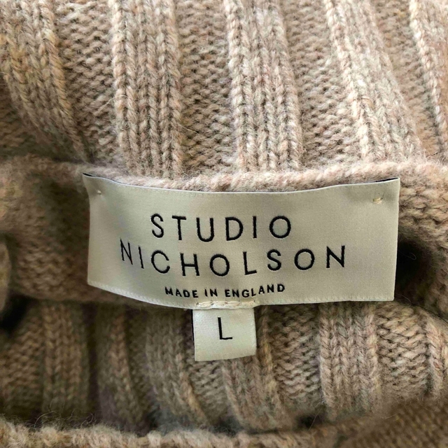 STUDIO NICHOLSON(スタジオニコルソン)の《STUDIO NICHOLSON ハイネックニット》 メンズのトップス(ニット/セーター)の商品写真