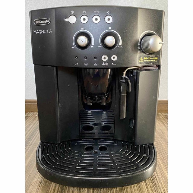 DeLonghi MAGNIFICA エスプレッソマシン