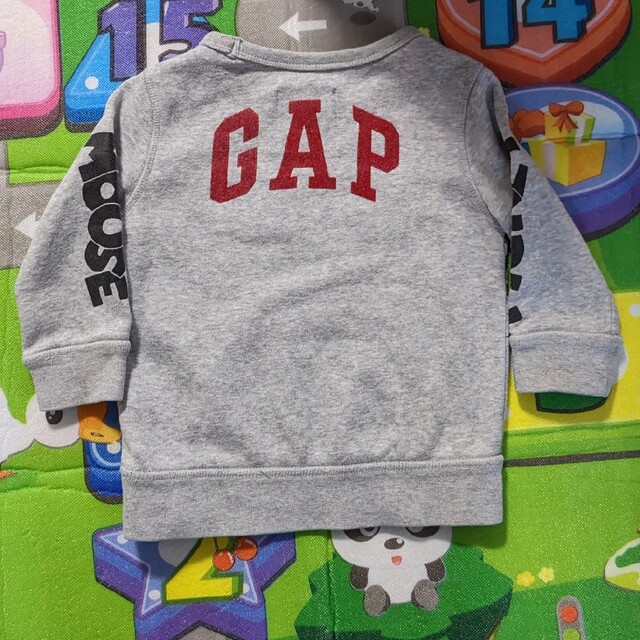 GAP(ギャップ)のGAP ミッキー セットアップ 90 キッズ/ベビー/マタニティのキッズ服男の子用(90cm~)(Tシャツ/カットソー)の商品写真