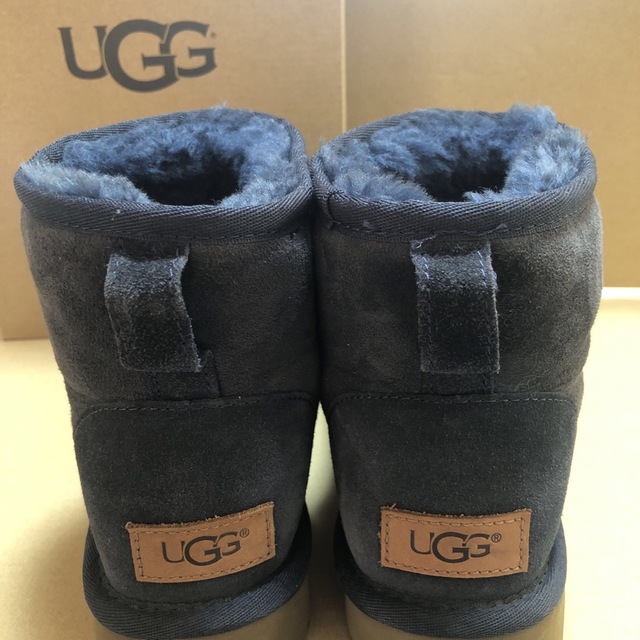 UGG(アグ)のUGG Classic Mini II　アグ クラシックミニ ショート レディースの靴/シューズ(ブーツ)の商品写真