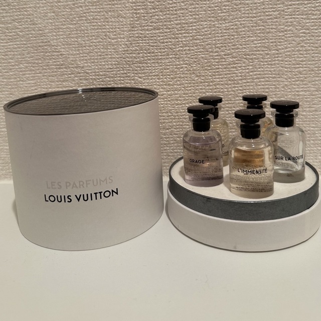 LOUIS VUITTON(ルイヴィトン)のヴィトン　香水　ミニチュアセット コスメ/美容の香水(香水(男性用))の商品写真